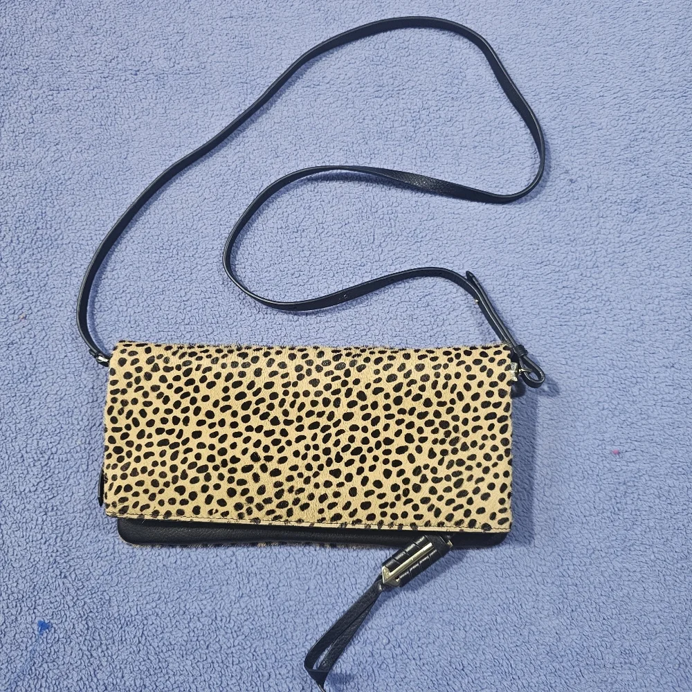 COVET STELLA & DOT CROSBY LEOPARD PRINT CALF HAIR CROSSBODY SHOULDER BAG CLUTCH - Picture 1 of 9
